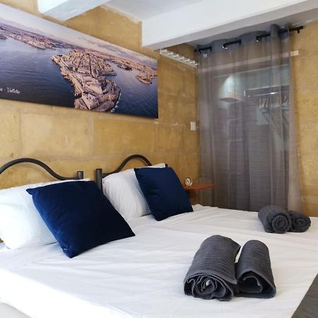 Cozy Loft In The Heart Of Valletta Exterior photo